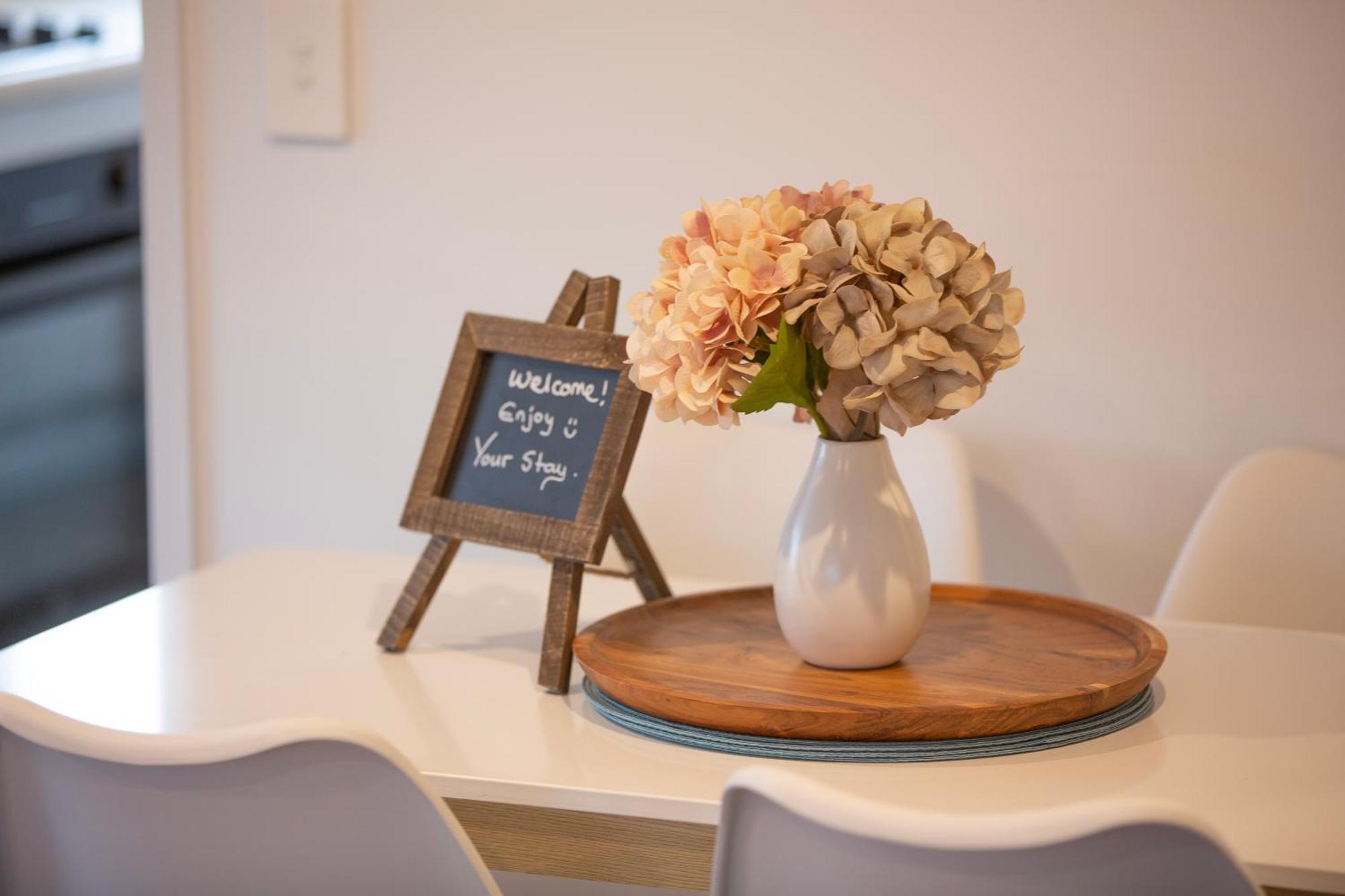 Stylish City Apartment On Bealey Christchurch Bagian luar foto